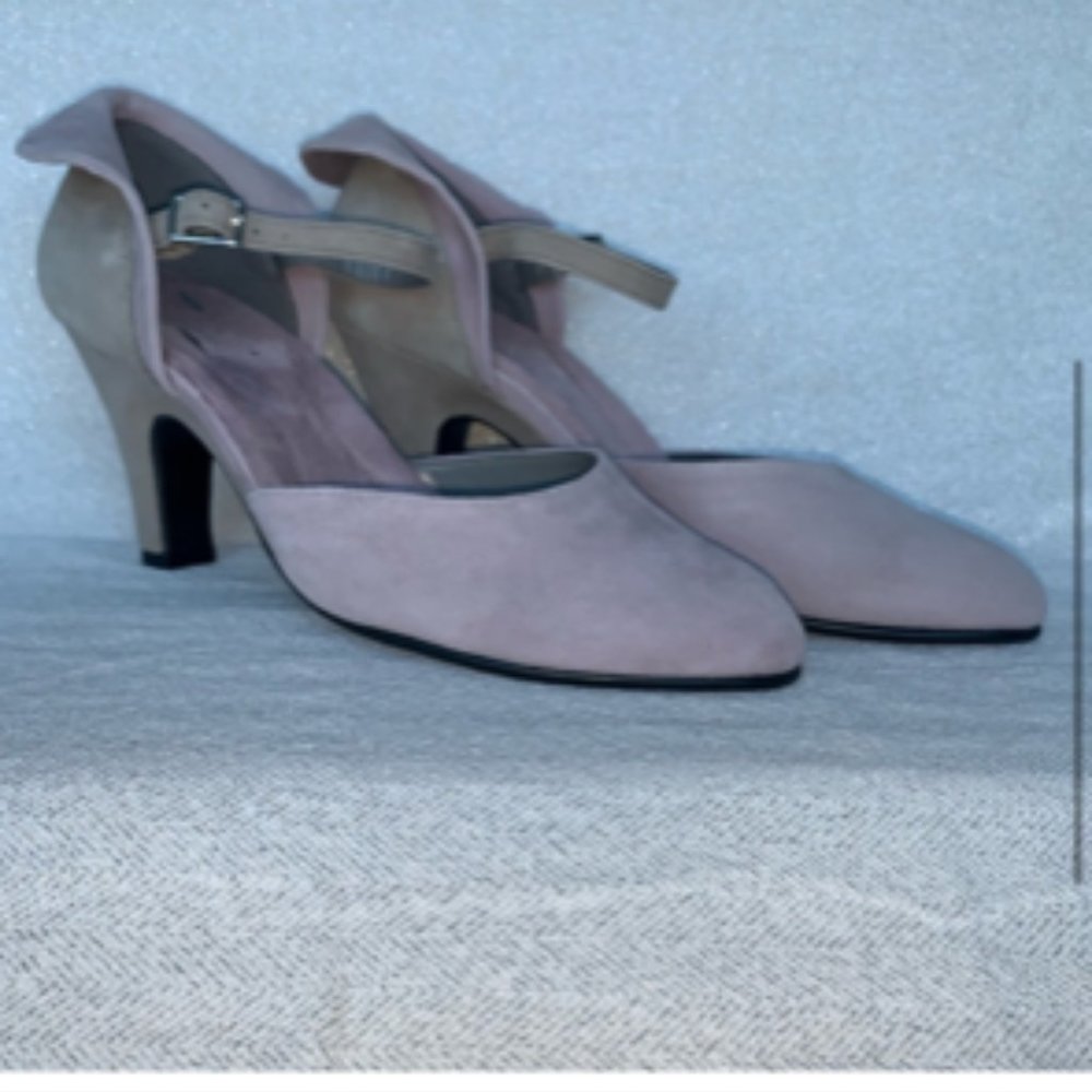 NWT Aerosoles “Tape Deck” suede 9 new in box lilac grey - Picture 11 of 11